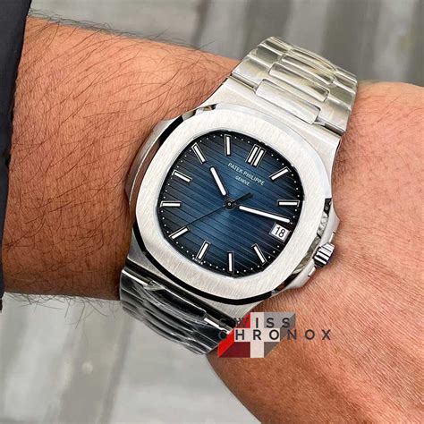 the patek philippe nautilus 5711 blue dial date